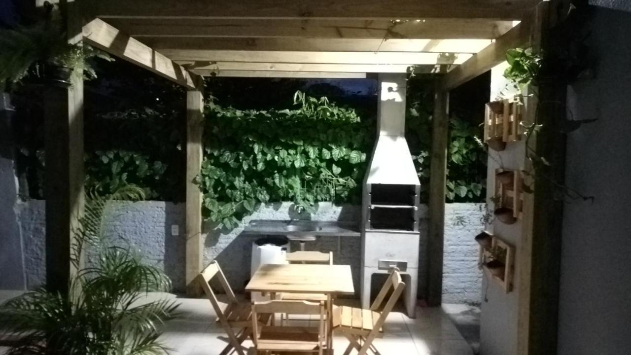 Residencial Bernardo, Meia Quadra Do Trapiche Florianopolis Exterior photo